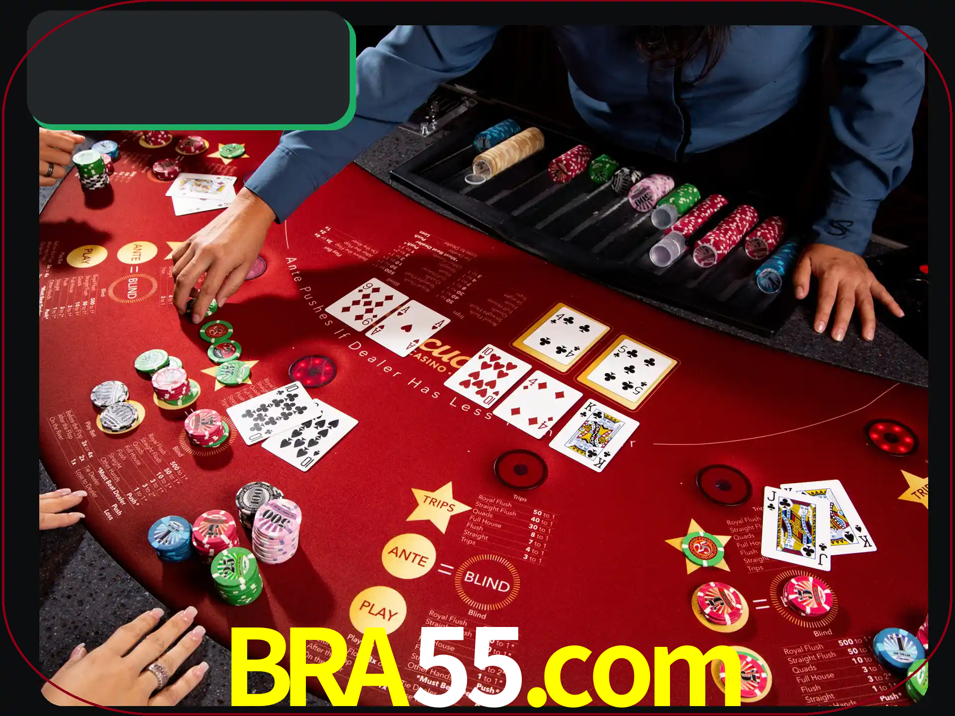 Jogue pôquer com pessoas reais em uma mesa.